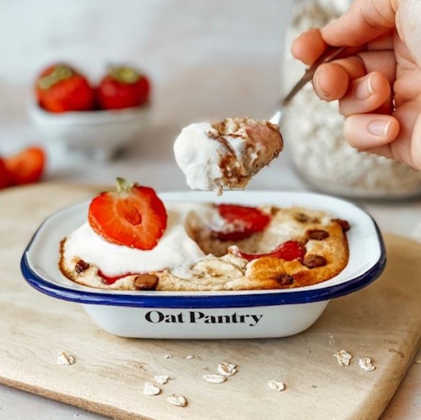 Oat Pantry Rectangular Baked Oats Dish