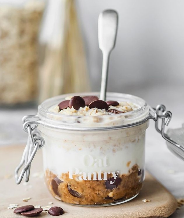 Cookie overnight oats